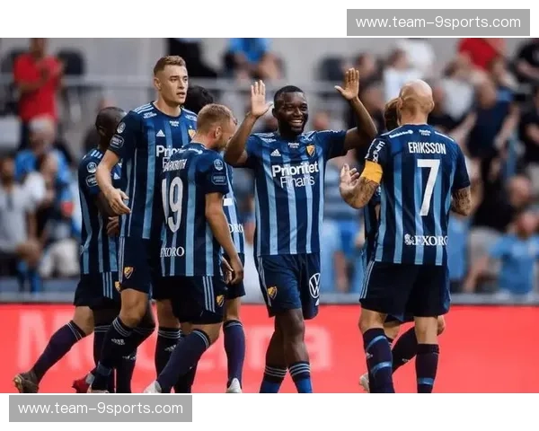 天狼星与卡尔马：足球场上的星辰大海与荣耀之争